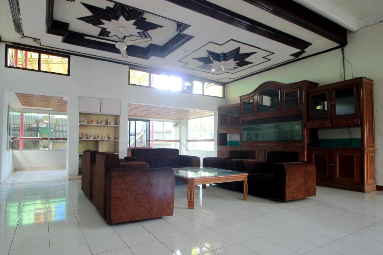 Oyo 2360 Hotel Rio بنجكولو المظهر الخارجي الصورة